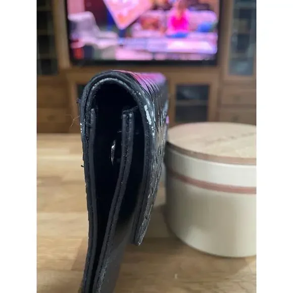 6/$25 Sondra Roberts Squared Woven XL Wallet - Picture 6 of 7